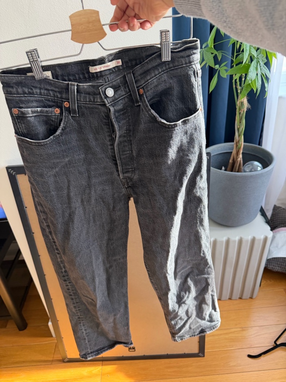 Levi's Black Straight-Leg Jeans